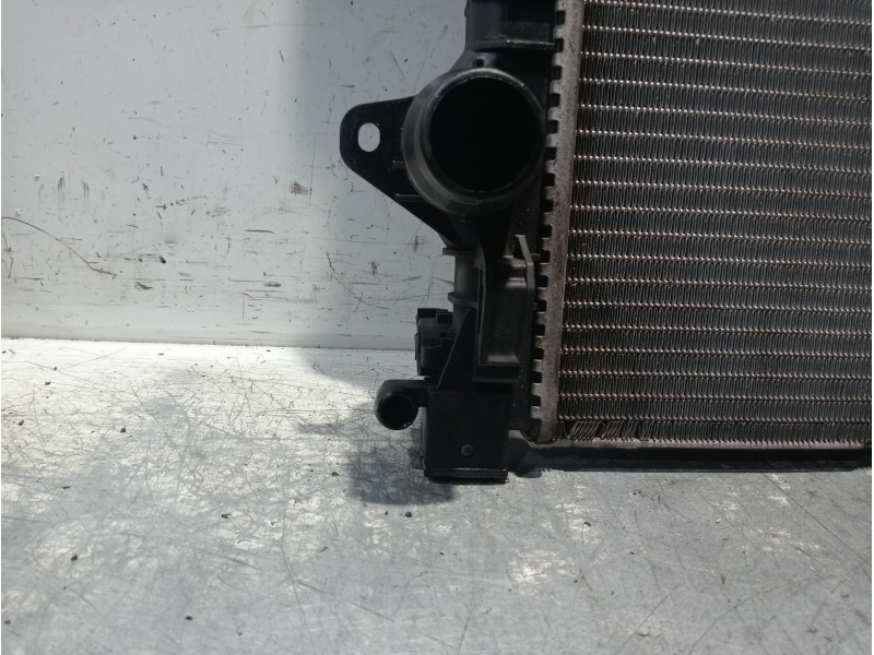 Recambio de radiador agua para land rover discovery sport s referencia OEM IAM 6G918C342CF  