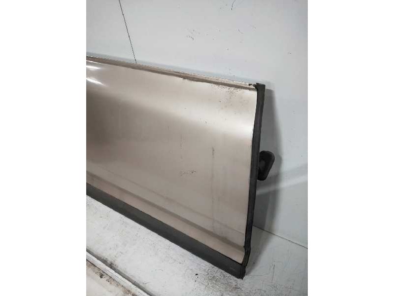 Recambio de puerta delantera derecha para volkswagen touareg (7l6) referencia OEM IAM   