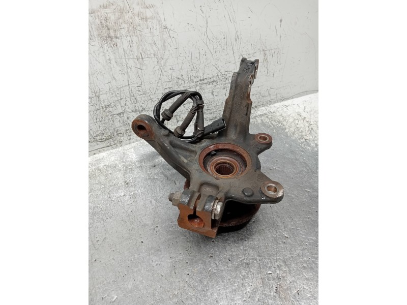 Recambio de mangueta delantera izquierda para renault zoe limited referencia OEM IAM   