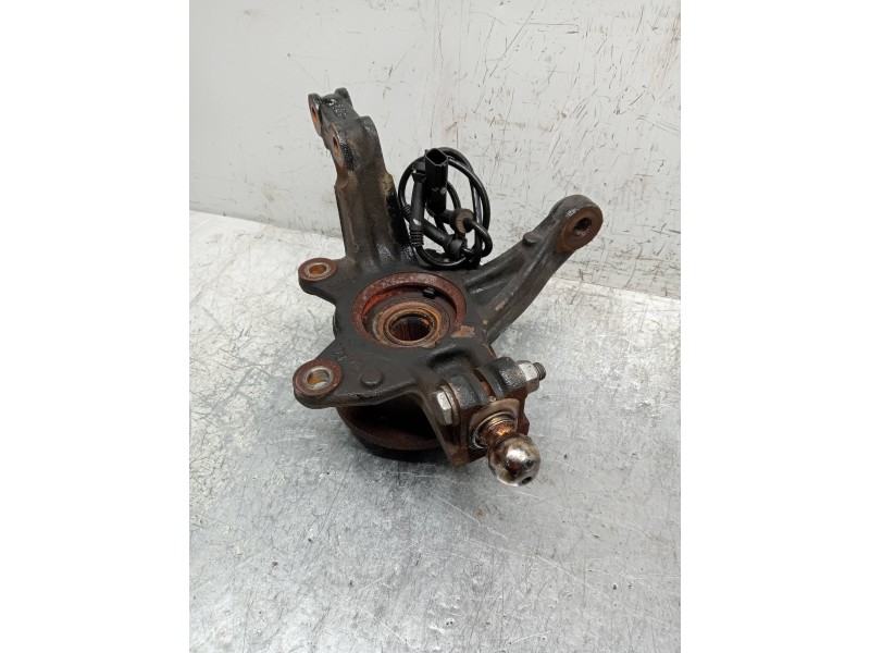 Recambio de mangueta delantera derecha para renault zoe limited referencia OEM IAM   