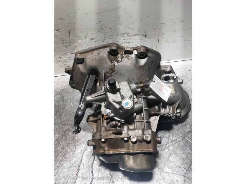 Recambio de caja cambios para opel corsa b 1.2 16v cat (x 12 xe / lw4) referencia OEM IAM F13 A08302 C374