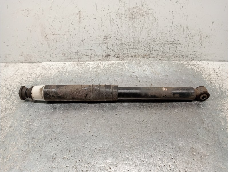 Recambio de amortiguador trasero derecho para renault zoe limited referencia OEM IAM 562108289R  