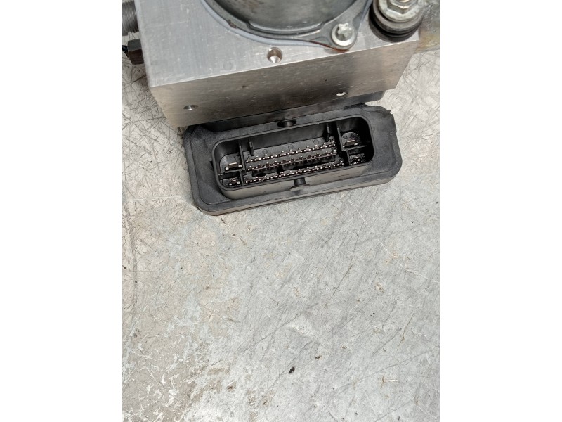 Recambio de abs para renault zoe limited referencia OEM IAM 472108051R 0265240042 