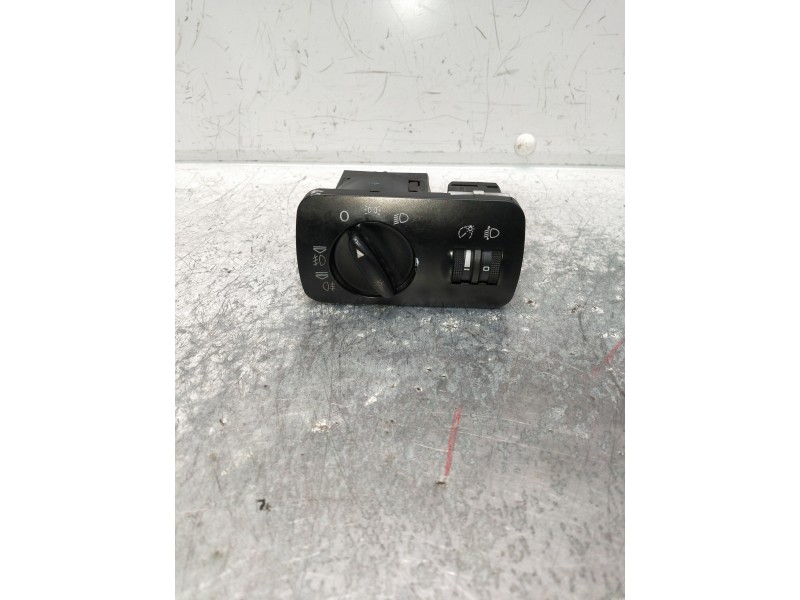 Recambio de mando luces para seat ibiza (6k1) stella referencia OEM IAM   