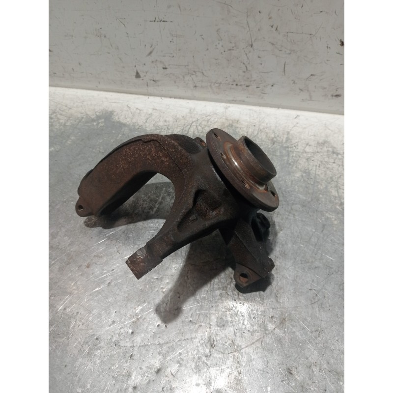 Recambio de mangueta delantera derecha para renault megane ii berlina 5p confort authentique referencia OEM IAM   