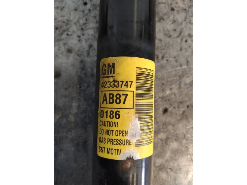 Recambio de amortiguador trasero derecho para opel karl edition referencia OEM IAM 42333747  