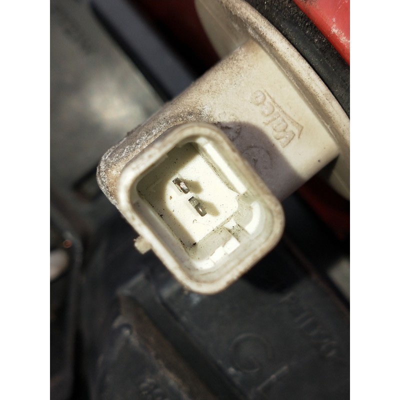 Recambio de piloto trasero izquierdo para renault megane ii berlina 5p confort authentique referencia OEM IAM 8200413214  