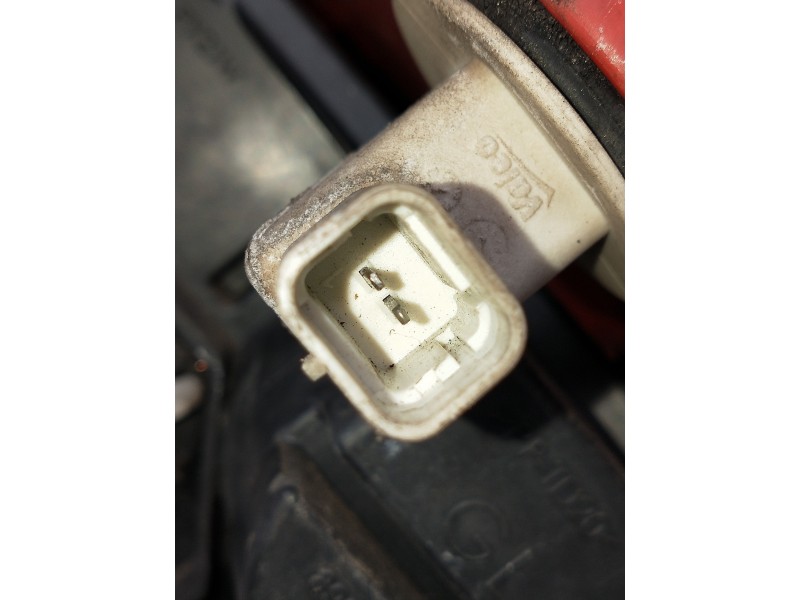 Recambio de piloto trasero izquierdo para renault megane ii berlina 5p confort authentique referencia OEM IAM 8200413214  