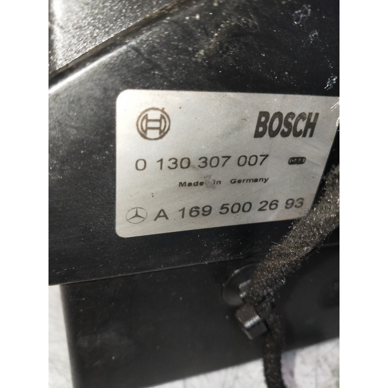 Recambio de electroventilador para mercedes clase b (w245) 200 cdi (245.208) referencia OEM IAM A1695002693 0130307007 