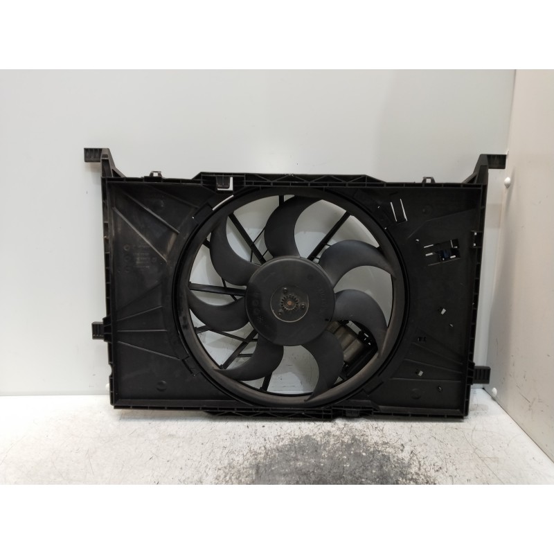 Recambio de electroventilador para mercedes clase b (w245) 200 cdi (245.208) referencia OEM IAM A1695002693 0130307007 