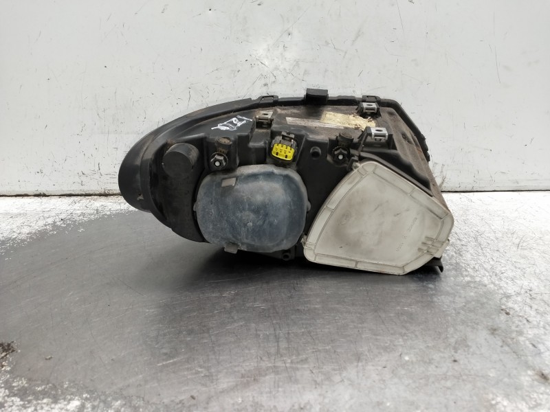 Recambio de faro izquierdo para chrysler voyager (rg) 2.5 crd lx referencia OEM IAM 04857831AC1  
