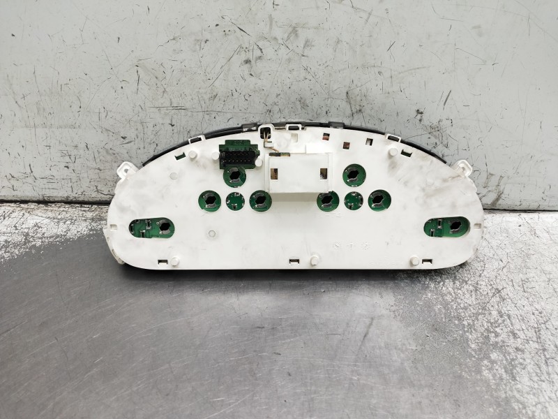 Recambio de cuadro instrumentos para chrysler voyager (rg) 2.5 crd lx referencia OEM IAM R981AB  