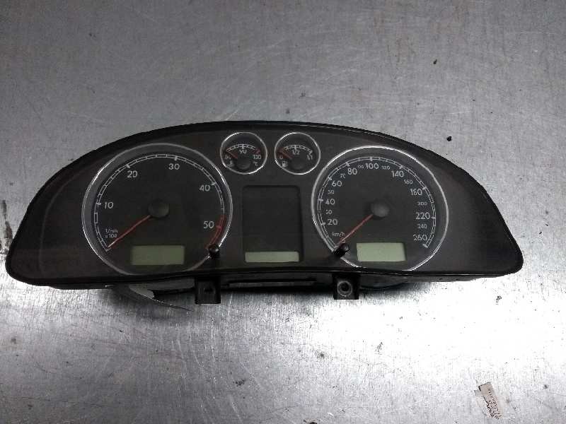 Recambio de cuadro instrumentos para volkswagen passat variant (3b6) 1.9 tdi referencia OEM IAM 3B0920806G   Recambio de cuadro instrumentos para volkswagen passat variant (3b6) 1.9 tdi referencia OEM IAM 3B0920806G