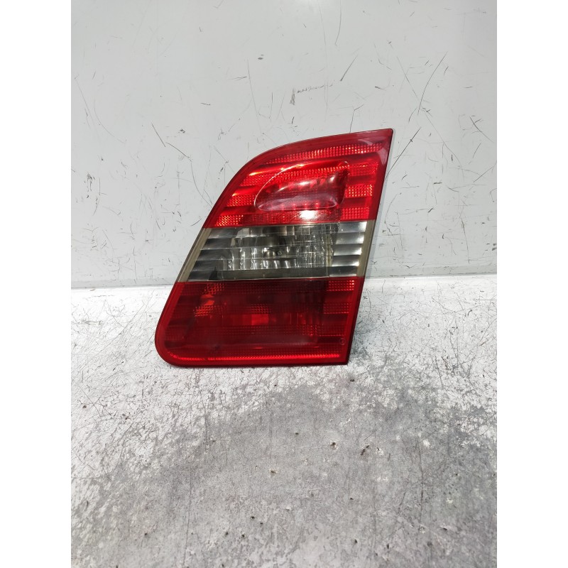 Recambio de piloto trasero derecho interior para mercedes clase b (w245) 200 cdi (245.208) referencia OEM IAM   