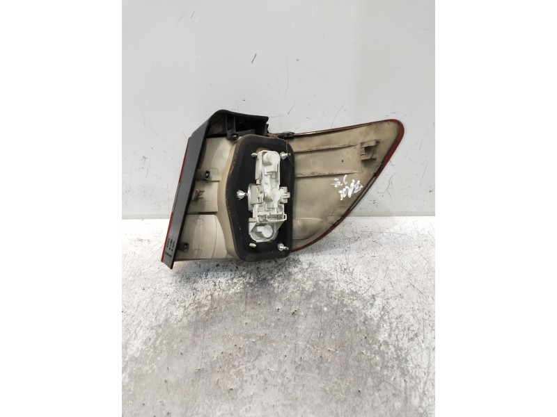 Recambio de piloto trasero izquierdo para mercedes clase b (w245) 200 cdi (245.208) referencia OEM IAM   