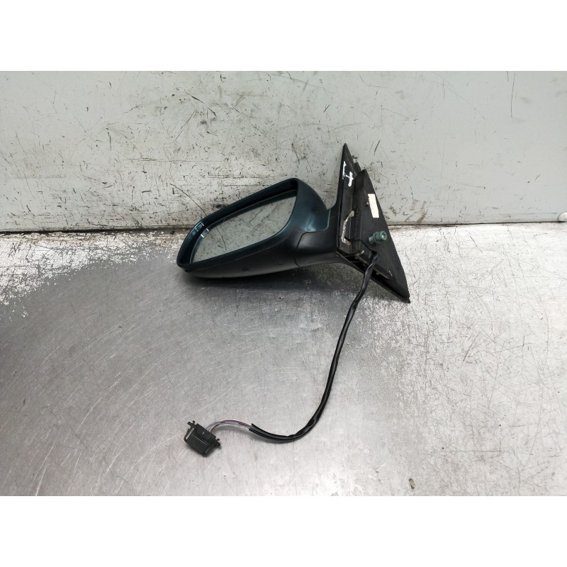 Recambio de retrovisor izquierdo para volkswagen passat berlina (3b3) comfortline referencia OEM IAM ELÉCTRICO 1 ENCHUFE 5 CABLE