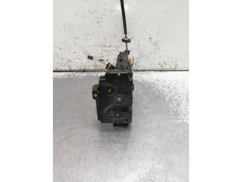 Recambio de motor cierre centralizado trasero izquierdo para volkswagen passat berlina (3b3) comfortline referencia OEM IAM   5P