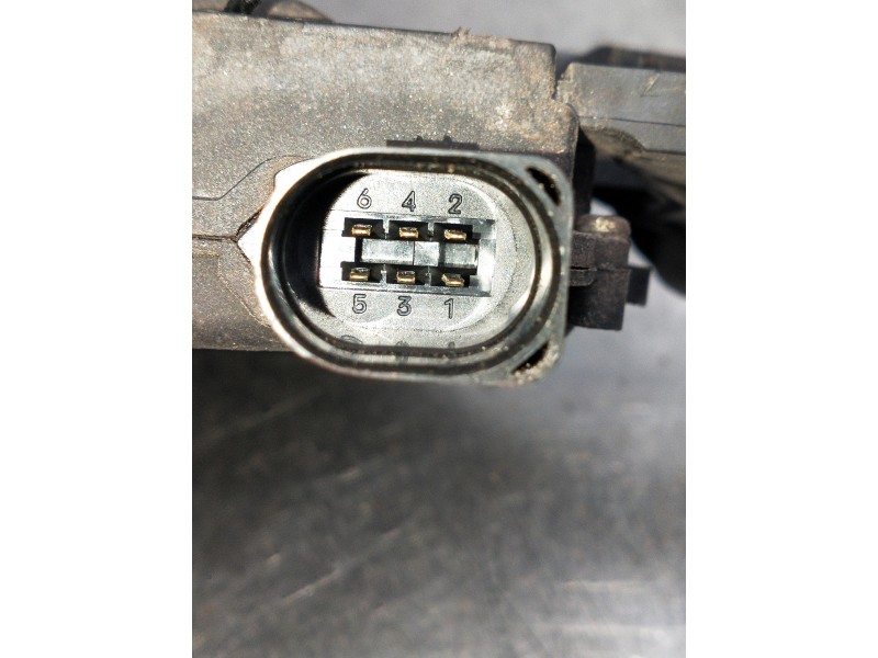 Recambio de motor cierre centralizado trasero izquierdo para volkswagen passat berlina (3b3) comfortline referencia OEM IAM   5P