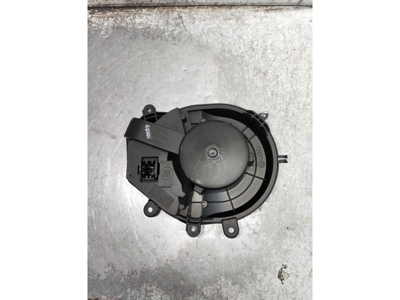 Recambio de motor calefaccion para volkswagen passat berlina (3b3) comfortline referencia OEM IAM 740221233F 8D1820021 