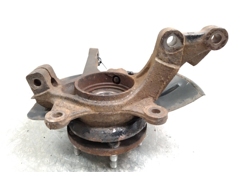 Recambio de mangueta delantera izquierda para hyundai ix35 1.6 cat referencia OEM IAM   