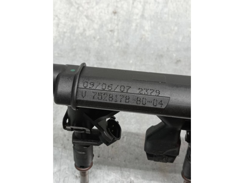 Recambio de rampa inyectora para mini mini (r56) cooper referencia OEM IAM V75281788004  