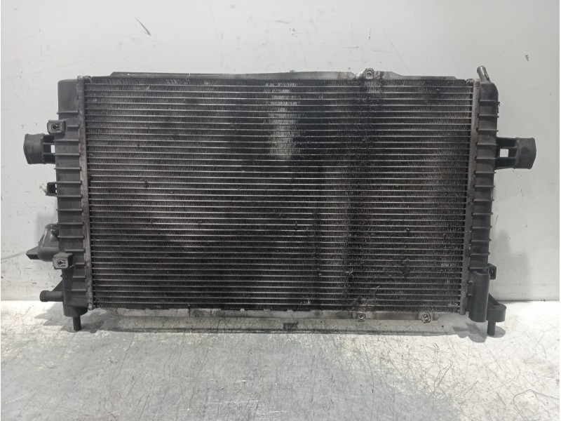 Recambio de radiador agua para opel astra h berlina enjoy referencia OEM IAM 13143570  
