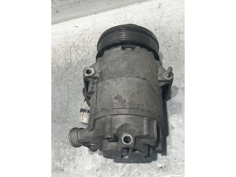 Recambio de compresor aire acondicionado para opel astra h berlina enjoy referencia OEM IAM 13124751  