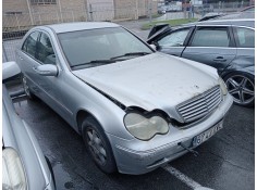 mercedes clase c (w203) berlina del año 2004