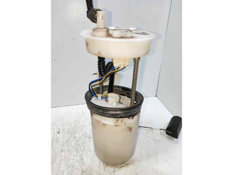 Recambio de bomba combustible para honda cr-v (rd8) 2.0 vtec cat referencia OEM IAM 17708SCA003 1019617960 DENSO AFORADOR
