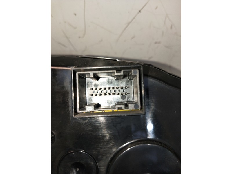 Recambio de cuadro instrumentos para fiat bravo (198) 1.6 16v active multijet (77kw) referencia OEM IAM 51848306  