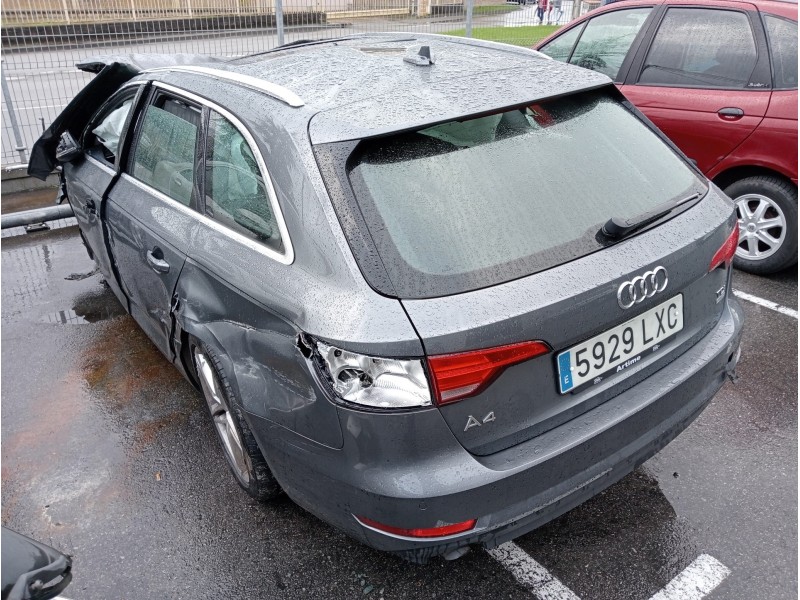 audi a4 avant (8w5) del año 2022