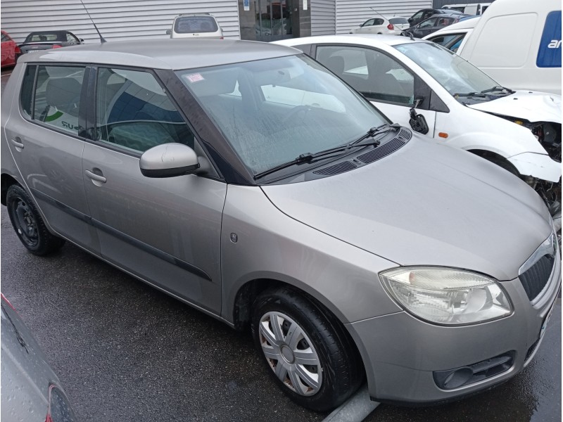 skoda fabia (5j2 ) del año 2009