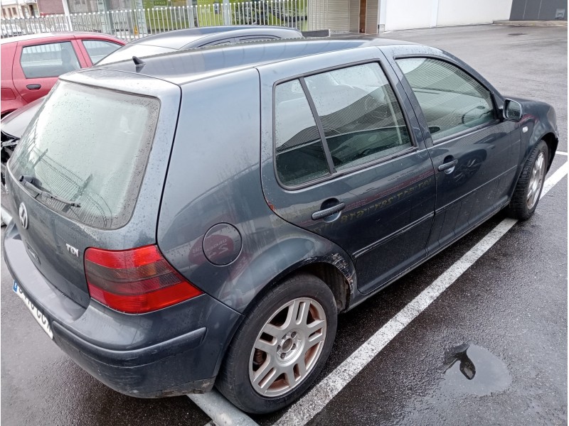 volkswagen golf iv berlina (1j1) del año 2002