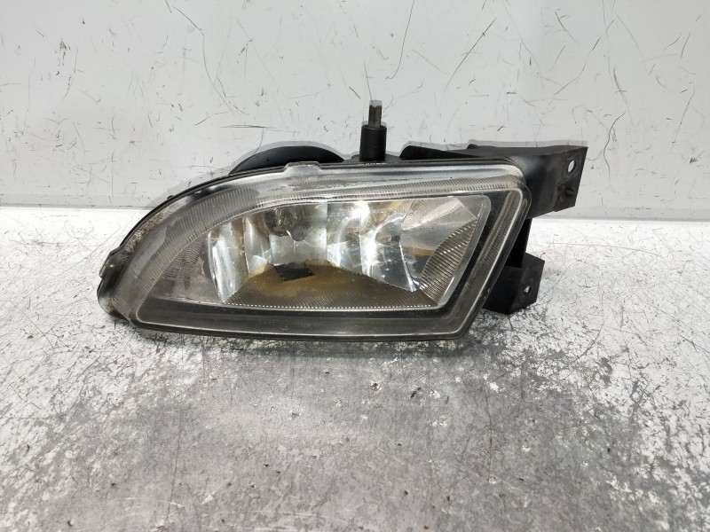 Recambio de faro antiniebla izquierdo para fiat bravo (198) 1.6 16v active multijet (77kw) referencia OEM IAM 00051775550  