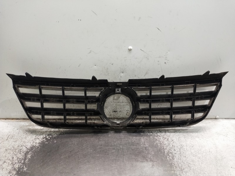 Recambio de rejilla delantera para volkswagen touareg (7la) tdi v6 referencia OEM IAM   
