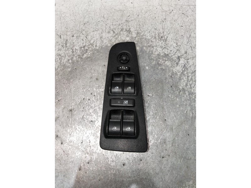 Recambio de mando elevalunas delantero izquierdo para fiat bravo (198) 1.6 16v active multijet (77kw) referencia OEM IAM   5P