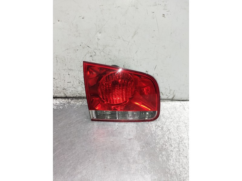 Recambio de piloto trasero izquierdo interior para volkswagen touareg (7la) tdi v6 referencia OEM IAM 28269003  