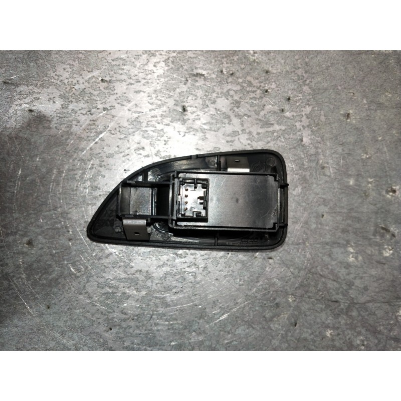Recambio de mando elevalunas trasero izquierdo para fiat bravo (198) 1.6 16v active multijet (77kw) referencia OEM IAM   5P