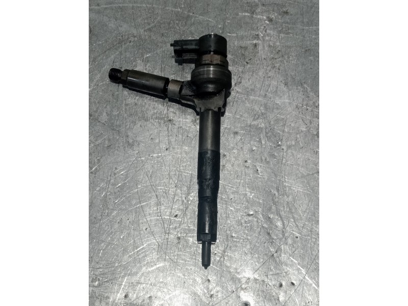 Recambio de inyector para opel astra h berlina enjoy referencia OEM IAM 0445110175 140219115811 8123
