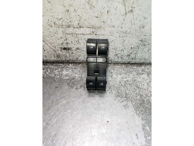 Recambio de mando elevalunas delantero izquierdo para volkswagen touareg (7la) tdi v6 referencia OEM IAM 7L6959857E  