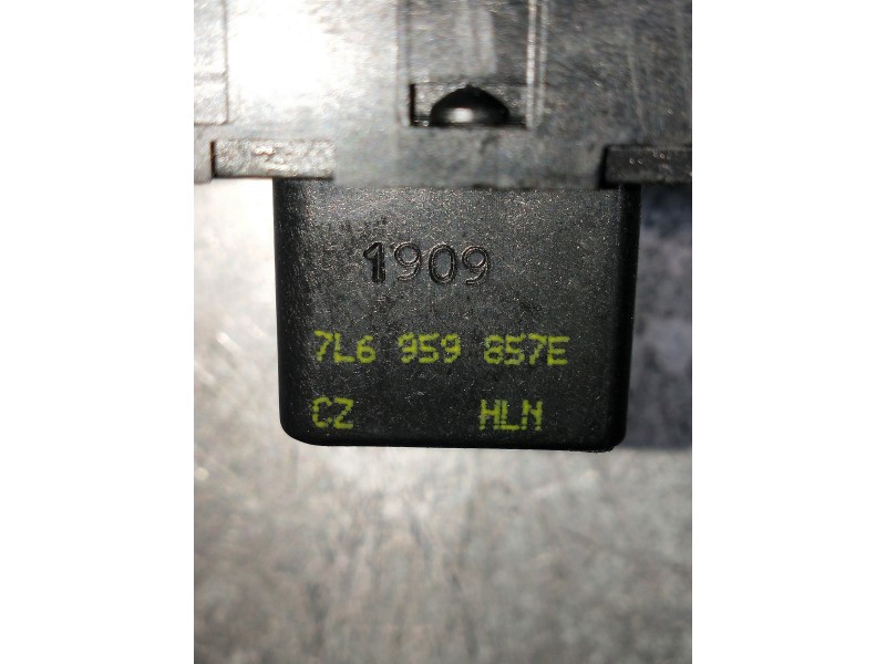 Recambio de mando elevalunas delantero izquierdo para volkswagen touareg (7la) tdi v6 referencia OEM IAM 7L6959857E  