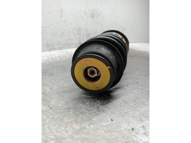 Recambio de amortiguador delantero derecho para volkswagen vento (1h2) cl referencia OEM IAM 1H0413031C  