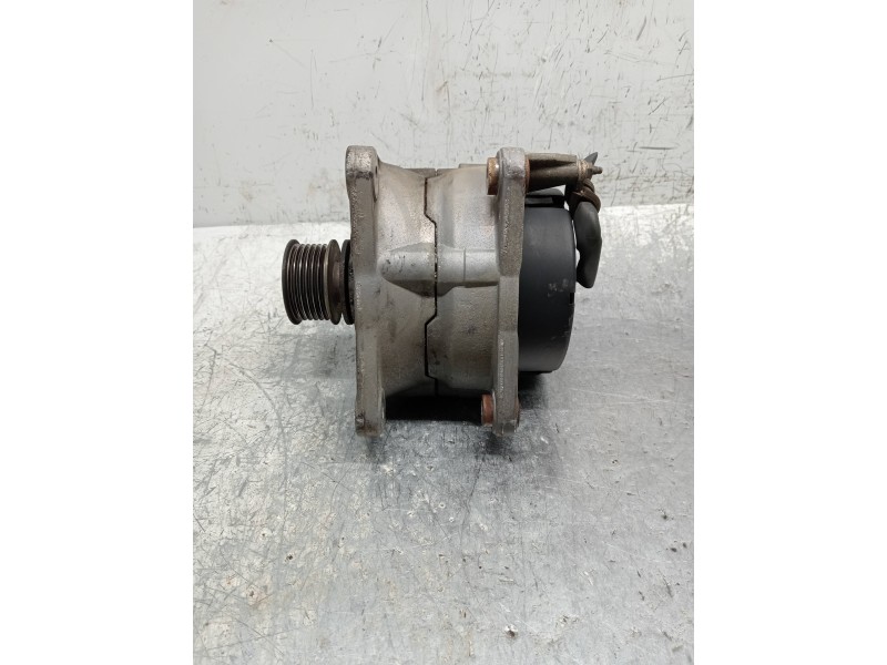 Recambio de alternador para volkswagen vento (1h2) cl referencia OEM IAM 0123315002 028903025H 