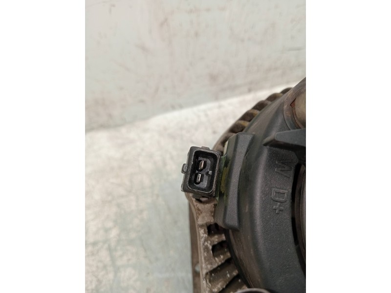 Recambio de alternador para volkswagen vento (1h2) cl referencia OEM IAM 0123315002 028903025H 