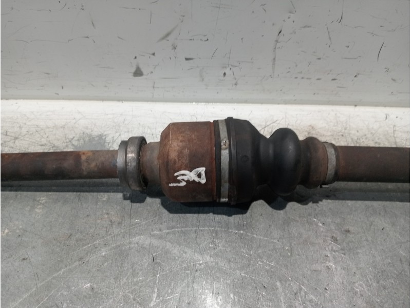 Recambio de transmision delantera derecha para peugeot 307 break/sw (s2) sw pack referencia OEM IAM 9637117880 8MN05 