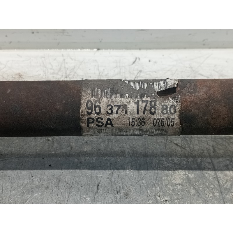 Recambio de transmision delantera derecha para peugeot 307 break/sw (s2) sw pack referencia OEM IAM 9637117880 8MN05 