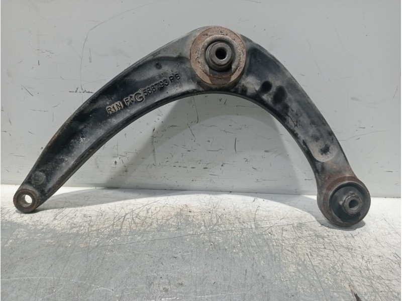 Recambio de brazo suspension inferior delantero izquierdo para peugeot 307 break/sw (s2) sw pack referencia OEM IAM 566793PB  