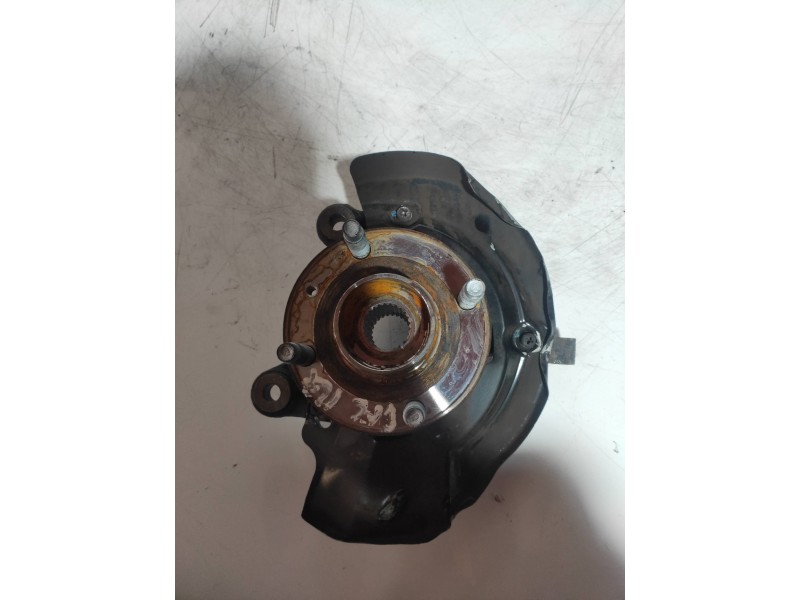 Recambio de mangueta delantera izquierda para opel karl edition referencia OEM IAM   