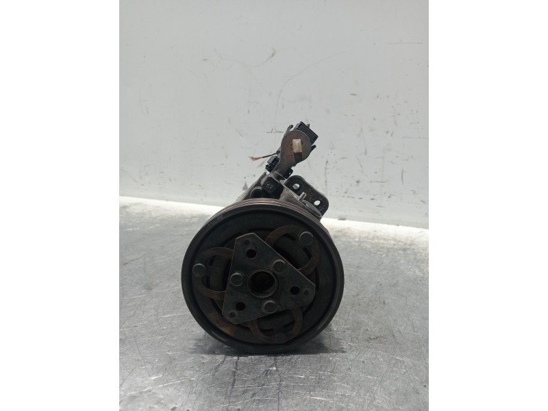 Recambio de compresor aire acondicionado para bmw serie 3 berlina (e36) 318i referencia OEM IAM 64528390228 8390646 