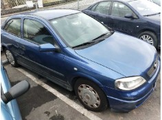 opel astra g berlina del año 2002